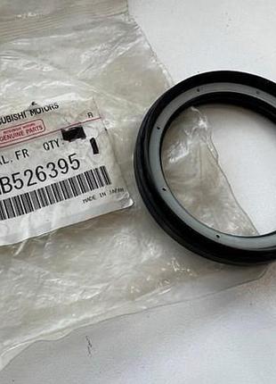 Сальник передньої маточини внутрішній mitsubishi l200 / pajero sport   mb526395