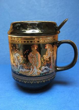 Чорна гуртка чашка з крышккой і ложкою для чаю 300 мл