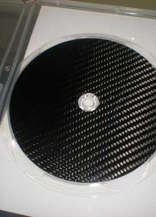 Карбоновий мат для поліпшення якості звука