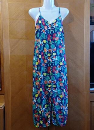 Новое 100% вискоза красивое сарафан платье с пуговицами халат р.8 от tu с цветами и фруктами7 фото