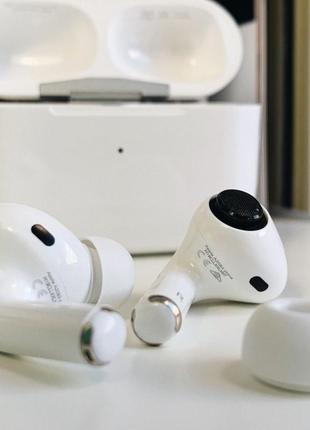 Apple airpods pro (з шумоподаванням) та бездротовою зарядкою