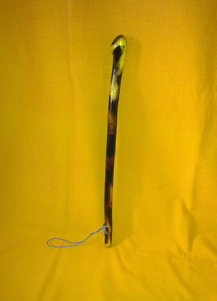 Дерев'яна палиця в ірландському стилі