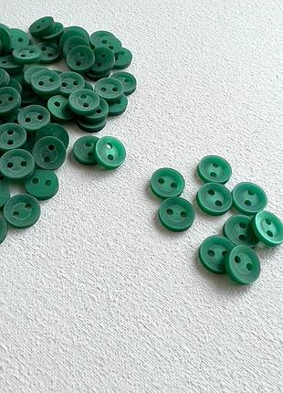 600/215 ґудзик сорочковий матовий 2отв зелений 10мм пластик