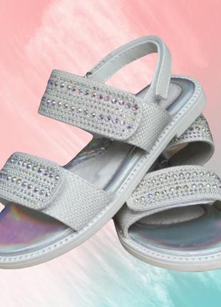 Детские босоножки сандалии белые серебро с камнями переливаются  для девочки на липучках2 фото