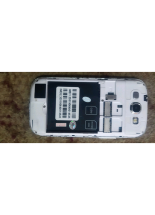 Продам телефон