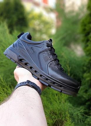 Чоловічому кросівки ecco biom black