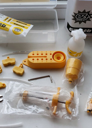 Набір для обслуговування гідравлічних гальм