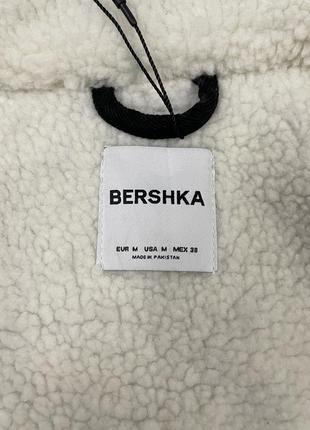 Джинсова куртка bershka з хутром тепла чорна чоловіча джинсівка джинсовка вітровка вітрівка на весну8 фото