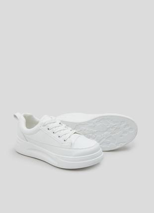 Кросівки білі для дівчинки/жінки