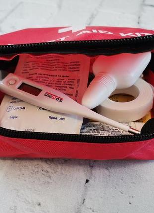 Аптечка camping first aid kit (155 х110 x 50 мм) red2 фото