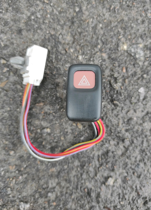 Кнопка аварийки мазда 626 ge