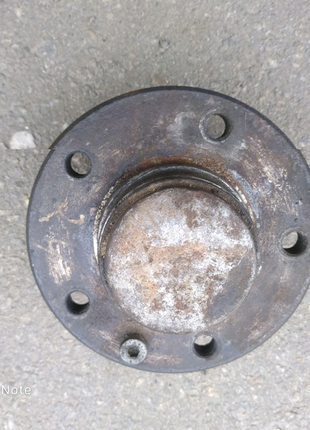 Передня маточина опель омега а, б.