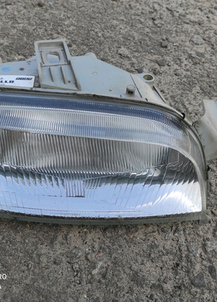 Фара права фіат пунто