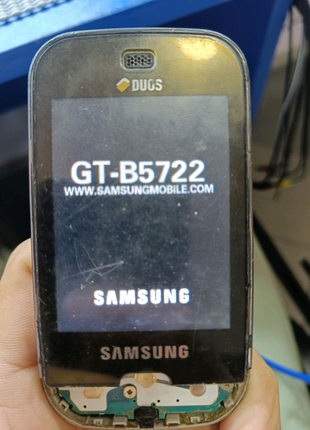 Телефон samsung b5722
