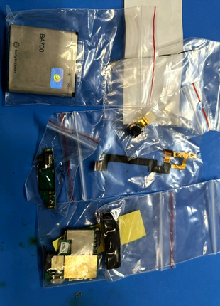 Розбирання sony st18i