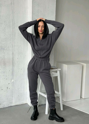 Жіночий теплий комбінезон