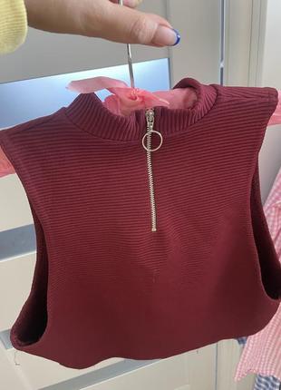 Топ бордовий у рубчик на молніі