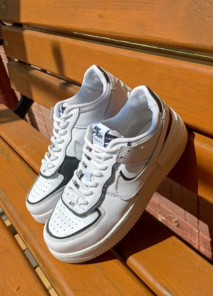 Женские кроссовки nike air force 1 shadow белые с чёрным б/у2 фото