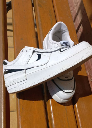 Женские кроссовки nike air force 1 shadow белые с чёрным б/у6 фото