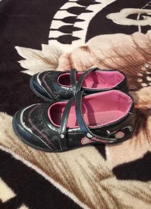 Туфлі дешево