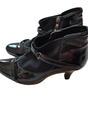 Ботинки лак шира