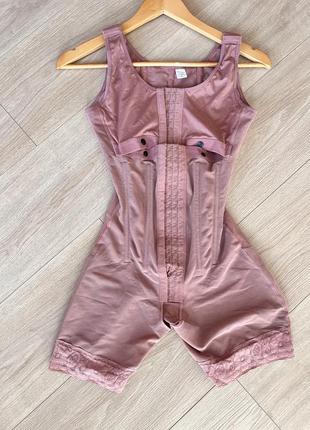 Розовое нюдовое бежевое компрессионное белье комбинезон женский утягивающий утяжка размер 44