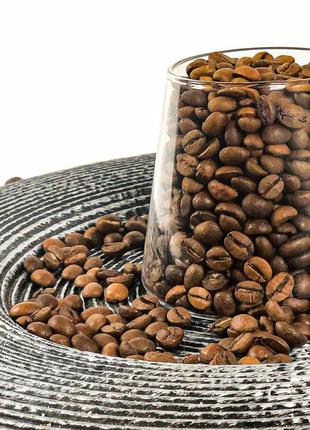 Кофе в зернах крафтовый купаж 60% на 40% свежей обжарки 1 кг