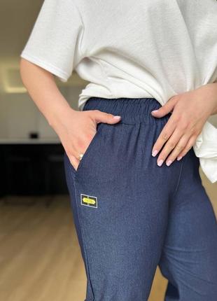 Летние джинсы брюки мом большого размера расцветках6 фото