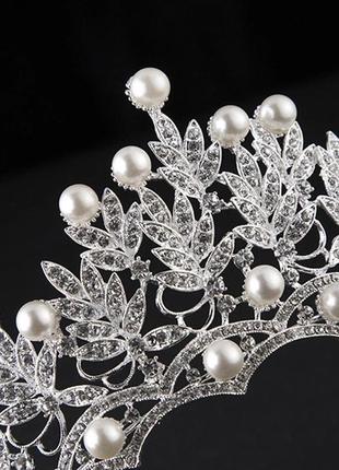 Свадебная диадема, корона, тиара на голову для невесты с жемчугом посеребрение