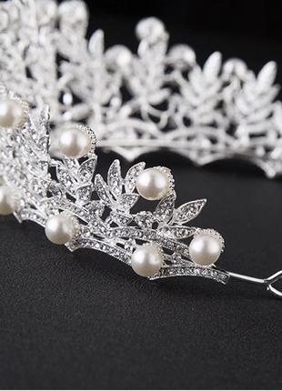 Свадебная диадема, корона, тиара на голову для невесты с жемчугом посеребрение