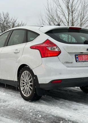 Задні стопи фонарі оптика форд фокус електро 2.0 лед