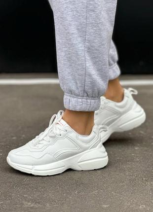 Жіночі білі кросівки👟