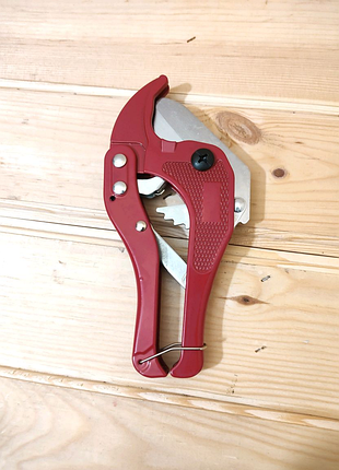 Труборіз, ножиці для різання пластикових труб 1-5/8" 42 мм