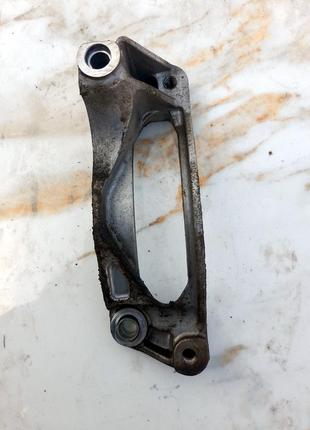 Кронштейн кріплення кондиціонера vw 070 260 885 a