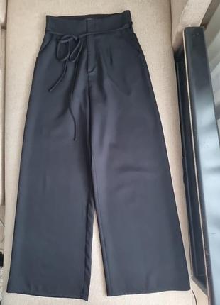 Штаны палаццо с высокой посадкой missguided