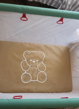 Дитячий манеж