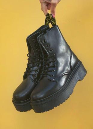 Ботинки dr. martens jadon monoblack