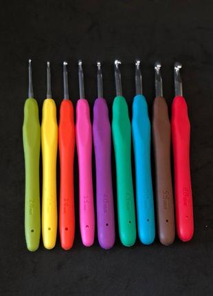 Набор крючков для вязания с силиконовой ручкой. в уп 9 шт.