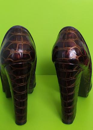 Оригинальные туфли лаковая кожа volstan hand made, 406 фото