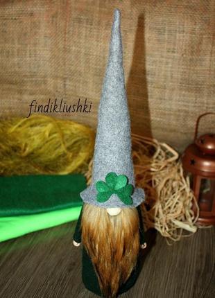 Замечательный гномик патрик украсит ваше жилье и принесет весеннее настроение