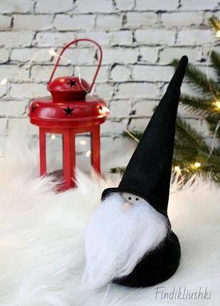 Новорічний казковий гномик. гномики на новий рік. скандинавський гном