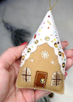 Іграшка на ялинку "пряничний будиночок", ялинкова іграшка фетрова різдвяний будиночок