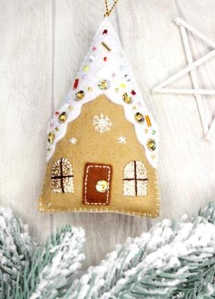 Игрушка на елку "пряничный домик", фетровая ёлочная игрушка рождественский домик3 фото