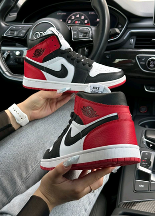 Жіночі nike air jordan 1 retro white black red2 фото