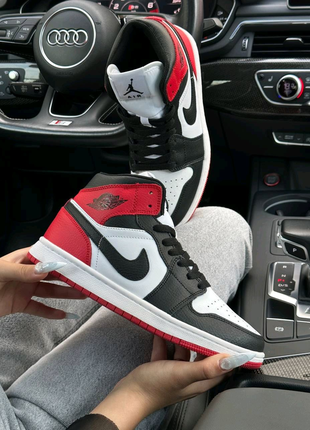 Жіночі nike air jordan 1 retro white black red5 фото