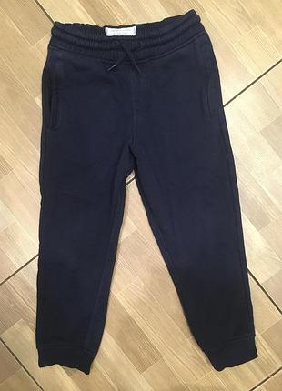 Штаны брюки  bluezoo на 4-5 лет.