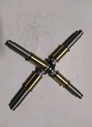 Hyundai хенддай хюндай ремкомплект втулки петлі петель-петля двер