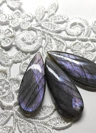 Натуральный камень для создания украшений  природный лабрадор кабошон полупрозрачный 30-34 ct