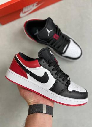 Чоловічі кросівки nike air jordan retro travis scott