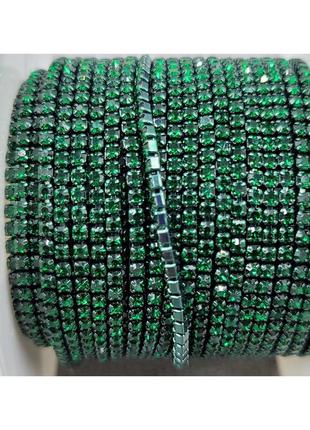Стразовая цепь ss4 (1,5 мм) изумрудная в однотонном металле 10 ярдов s-19 (emerald)